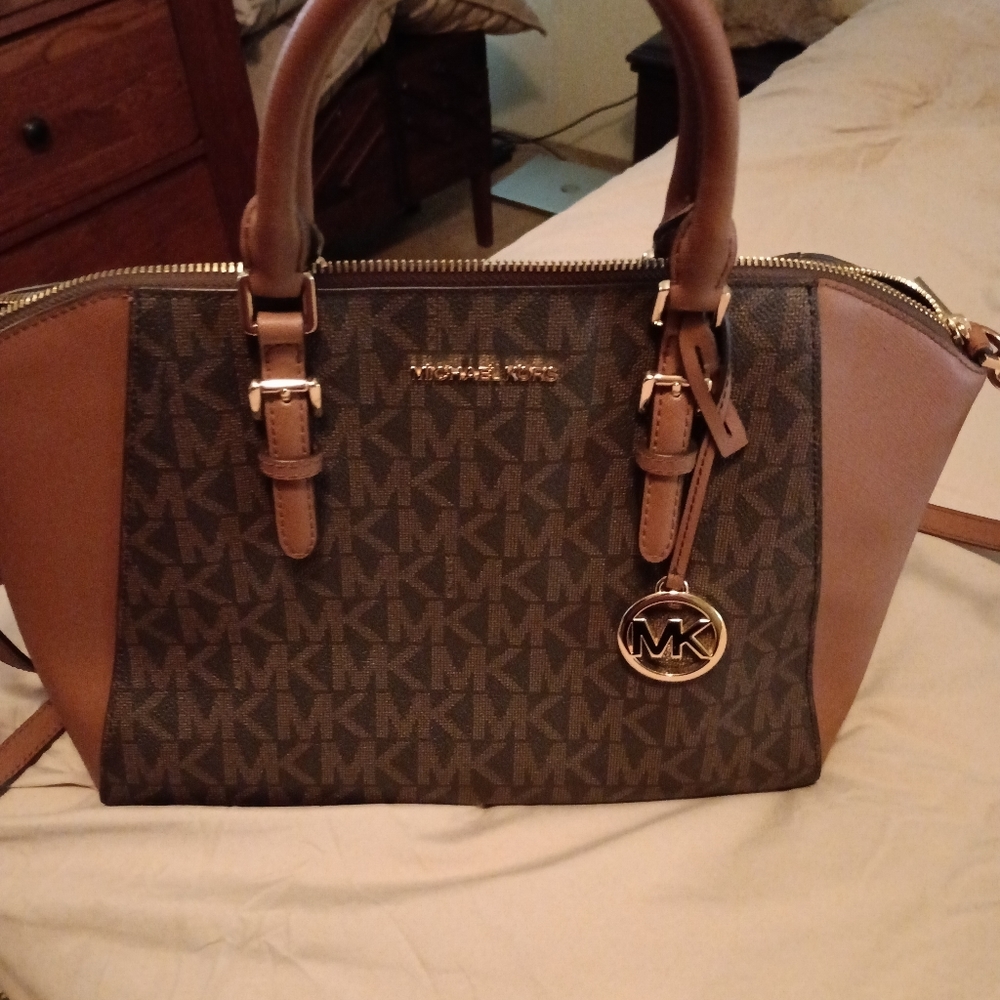 Authentic Michael Korse bag